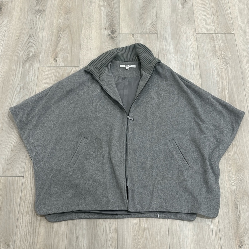 DKNY poncho. Never worn. Size XS/S